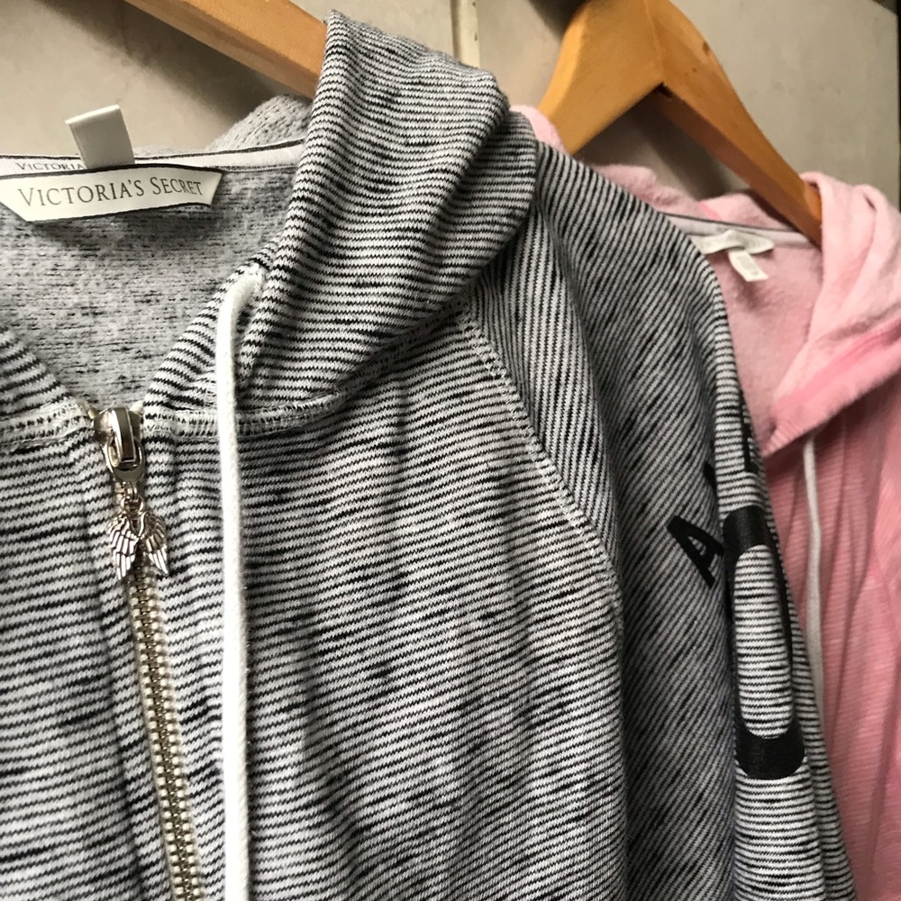 Sweaters - Picture 2 of 2